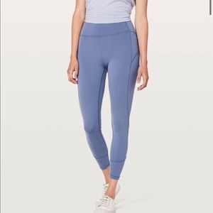 Lululemon - In Movement - Brilliant Blue - size 4